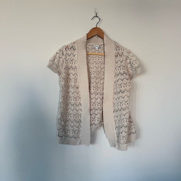 3/$20⚡️ Croft & Barrow Cream Knit Short Sleeve Cardigan Festival Boho Bohemian - Picture 5 of 15